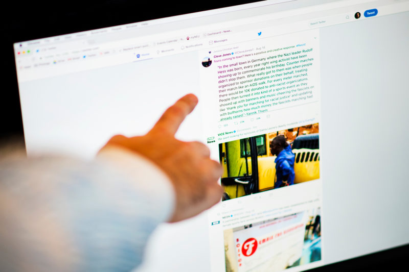 Journalists’ Social Networks & News Content