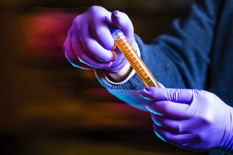 THIS SUPERBUG DODGES ANTIBIOTICS. HE’S FINDING A WAY TO KILL IT.